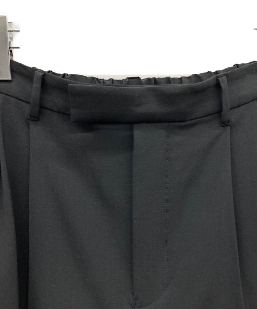 FRAMeWORK（フレームワーク）FRAMeWORK (フレームワーク) ウォッシャブルTWタックワイドパンツ ブラック サイズ:SIZE Lの古着・服飾アイテム