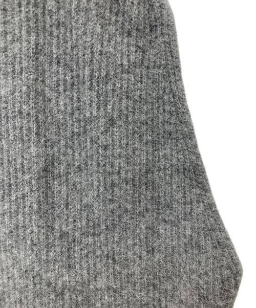 AP STUDIO（エーピーストゥディオ）AP STUDIO (エーピーストゥディオ) crew neck fur vest グレー サイズ:FREEの古着・服飾アイテム