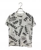 MM6 Maison Margielaエムエムシックスメゾンマルジェラ）の古着「総柄プリントTシャツ」｜ホワイト×ブラック