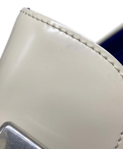 BURBERRY（バーバリー）BURBERRY (バーバリー) SHIELD LOAFER アイボリー サイズ:40の古着・服飾アイテム