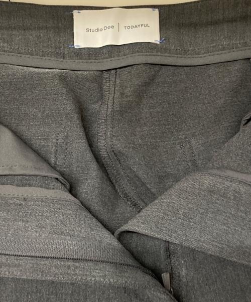 TODAYFUL（トゥデイフル）TODAYFUL (トゥデイフル) STUDIO DOE (スタジオドゥ) Cocoon Wide Trousers グレー サイズ:38の古着・服飾アイテム