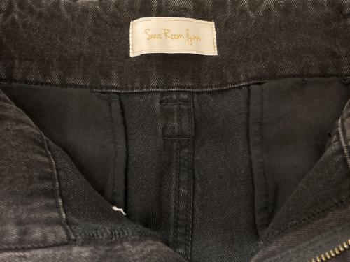 Sea Room lynn（シールームリン）Sea Room lynn (シールームリン) ハイウエストLOOSEデニムトラウザー ブラック サイズ:25 未使用品の古着・服飾アイテム