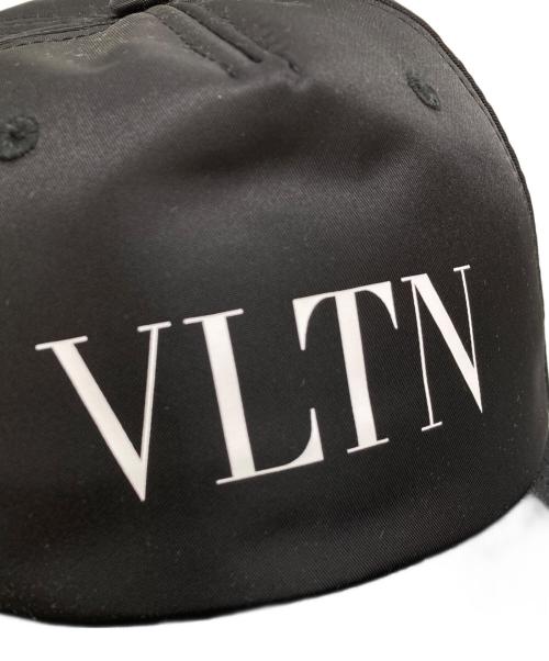 VALENTINO GARAVANI（ヴァレンティノ・ガラヴァーニ）VALENTINO GARAVANI (ヴァレンティノ・ガラヴァーニ) VLTNロゴ BASEBALL HAT ブラック サイズ:58cmの古着・服飾アイテム