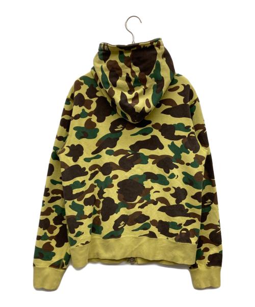 A BATHING APE（アベイシングエイプ）A BATHING APE (アベイシングエイプ) カモフラ フルジップ パーカー イエロー サイズ:Mの古着・服飾アイテム