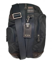 TUMI（トゥミ）の古着「バリスティックナイロンレザースリングバック」｜ブラック