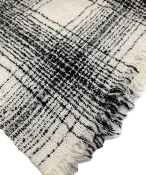 FALIERO SARTI（ファリエロサルティ）Faliero Sarti (ファリエロサルティ) ウールナイロン大判ストール アイボリー×ブラック サイズ:記載なし 未使用品の古着・服飾アイテム