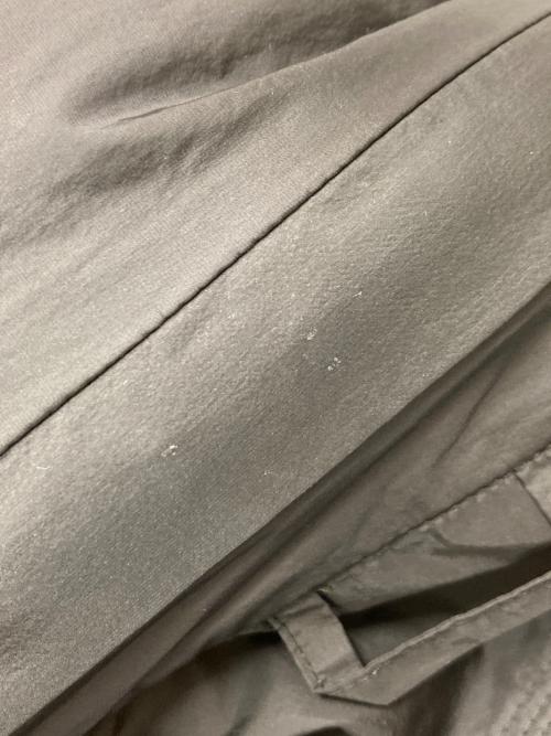 hatra（ハトラ）hatra (ハトラ) マウンテンパーカー/ナイロンブルゾン チャコール サイズ:SIZE2の古着・服飾アイテム