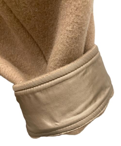 HYKE（ハイク）HYKE (ハイク) 25AW DOUBLE FACE FAUX SHEARLING DUFFEL JACKET ベージュ サイズ:1の古着・服飾アイテム