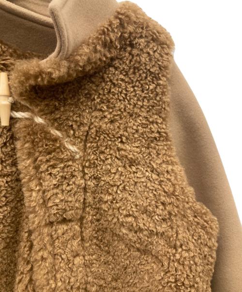 HYKE（ハイク）HYKE (ハイク) 25AW DOUBLE FACE FAUX SHEARLING DUFFEL JACKET ベージュ サイズ:1の古着・服飾アイテム