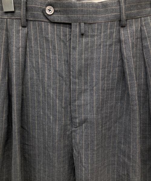 NEAT（ニート）NEAT (ニート) ツータックストライプパンツ グレー サイズ:48の古着・服飾アイテム