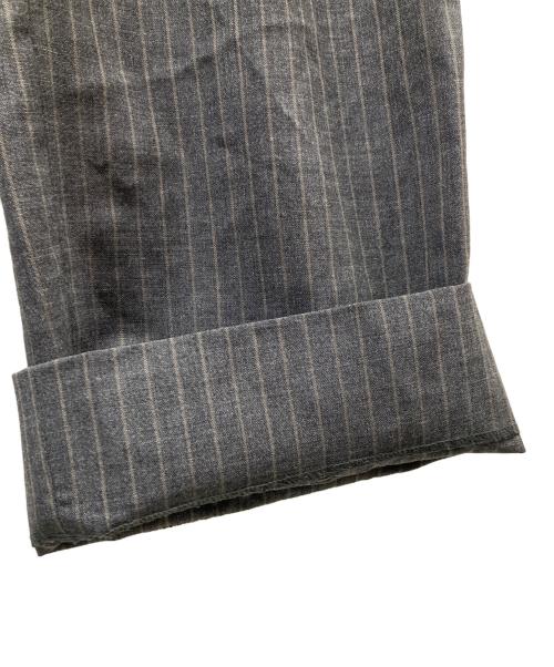 NEAT（ニート）NEAT (ニート) ツータックストライプパンツ グレー サイズ:48の古着・服飾アイテム