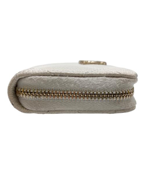 CHANEL（シャネル）CHANEL (シャネル) マトラッセ クラシック ジップコインパース アイボリー サイズ:-の古着・服飾アイテム