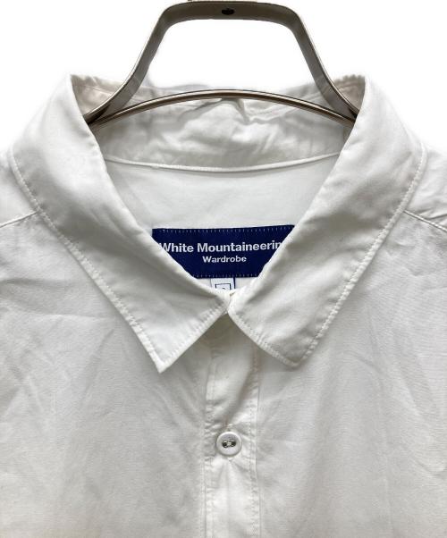 WHITE MOUNTAINEERING（ホワイトマウンテ二アニング）WHITE MOUNTAINEERING (ホワイトマウンテ二アニング) BROAD SHIRT ホワイト サイズ:3の古着・服飾アイテム