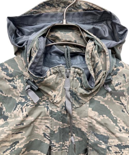 US AIR FORCE（ユーエスエアフォース）US AIR FORCE (ユーエスエアフォース) USAFA ABU ゴアテックスパーカ デジカモ カーキ サイズ:Mの古着・服飾アイテム