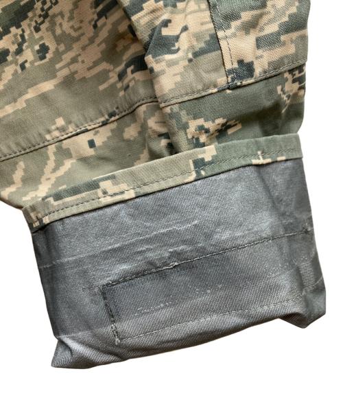 US AIR FORCE（ユーエスエアフォース）US AIR FORCE (ユーエスエアフォース) USAFA ABU ゴアテックスパーカ デジカモ カーキ サイズ:Mの古着・服飾アイテム