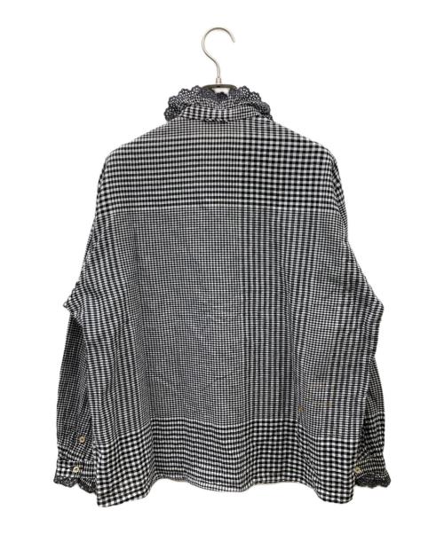 45R（フォーティファイブ・アール）45R (フォーティファイブ・アール) 春風インドカディのフリルブラウス ホワイト×ブラック サイズ:3の古着・服飾アイテム