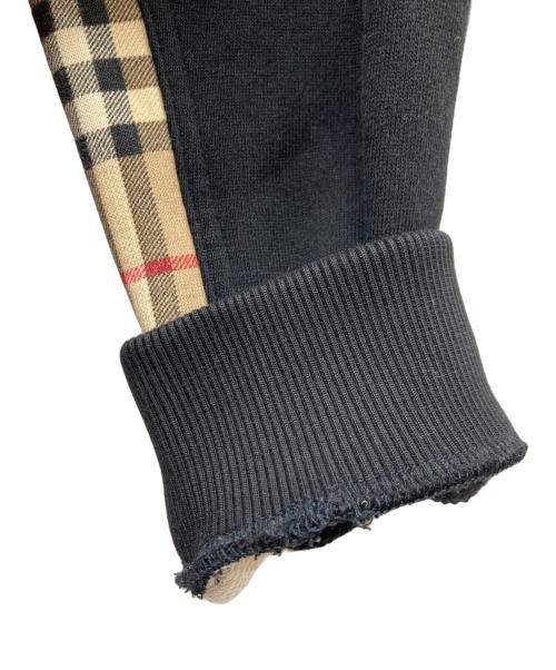BURBERRY LONDON（バーバリーロンドン）BURBERRY LONDON (バーバリーロンドン) ヴィンテージチェックパネル コットンフーディ ブラック×ベージュ サイズ:Mの古着・服飾アイテム