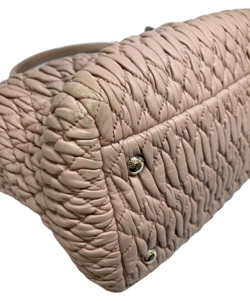 MIU MIU（ミュウミュウ）MIU MIU (ミュウミュウ) マテラッセ ナッパクリスタル ピンク サイズ:-の古着・服飾アイテム