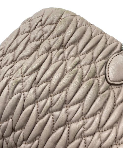 MIU MIU（ミュウミュウ）MIU MIU (ミュウミュウ) マテラッセ ナッパクリスタル ピンク サイズ:-の古着・服飾アイテム