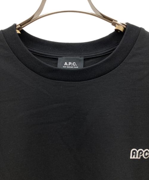 A.P.C.（アーペーセー）A.P.C. (アーペーセー) 406 ロゴパッチ付Tシャツ ブラック サイズ:Lの古着・服飾アイテム