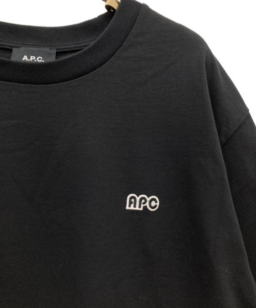 A.P.C.（アーペーセー）A.P.C. (アーペーセー) 406 ロゴパッチ付Tシャツ ブラック サイズ:Lの古着・服飾アイテム