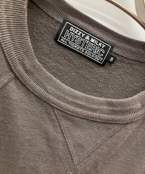 Hysteric Glamour（ヒステリックグラマー）Hysteric Glamour (ヒステリックグラマー) SKUNK RECORDS 五分袖スウェット グレー サイズ:Sの古着・服飾アイテム
