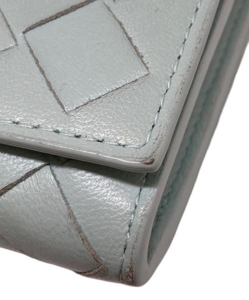 BOTTEGA VENETA（ボッテガベネタ）BOTTEGA VENETA (ボッテガベネタ) イントレチャート ラージフラップウォレット TEAL WASHED(ライトブルー)の古着・服飾アイテム