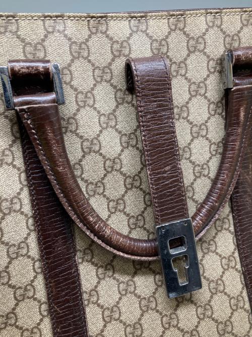 GUCCI（グッチ）GUCCI (グッチ) GGスプリーム ビジネストートバッグ ベージュ×ブラウンの古着・服飾アイテム