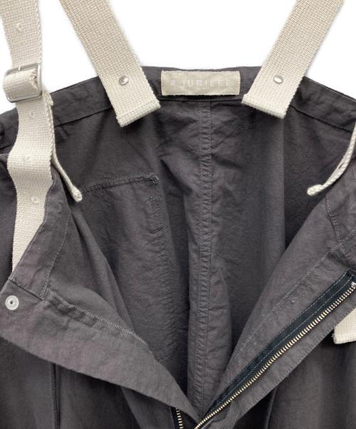 R JUBILEE（アールジュビリー）R JUBILEE (アールジュビリー) ミリタリーオーバーオール ワイドパンツ グレー サイズ:SIZE Fの古着・服飾アイテム