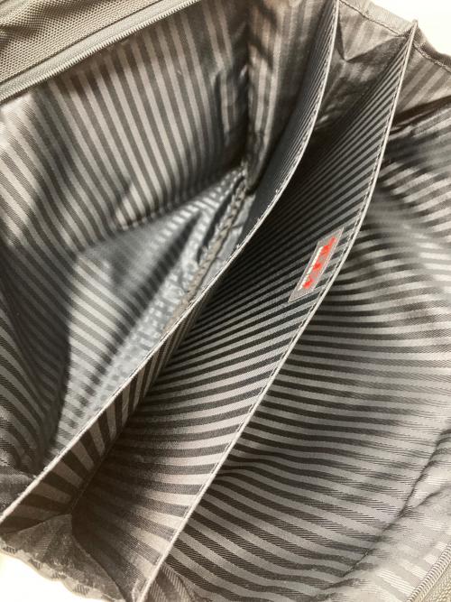 TUMI（トゥミ）TUMI (トゥミ) ビジネスバッグ ブラック サイズ:-の古着・服飾アイテム