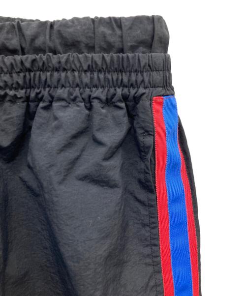 SYUMAN.（シュウマン）SYUMAN. (シュウマン) ナイロンワイドパンツ ブラック サイズ:2の古着・服飾アイテム