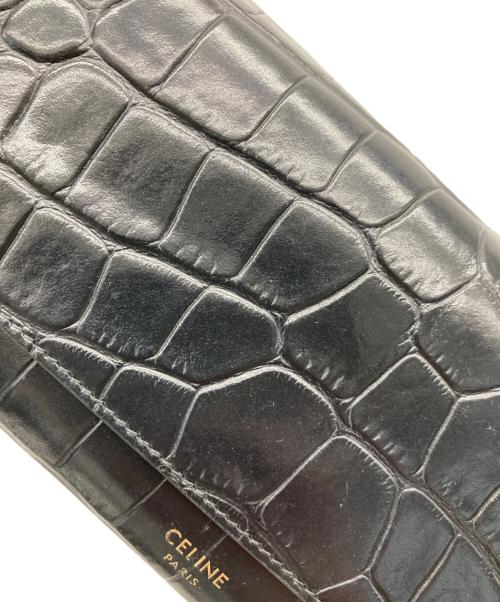 CELINE（セリーヌ）CELINE (セリーヌ) クロコ型押しラージフラップウォレット ブラック サイズ:-の古着・服飾アイテム