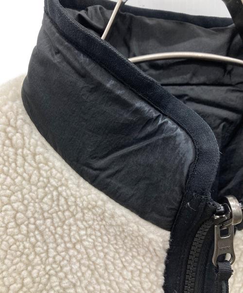 THE NORTH FACE（ザ ノース フェイス）THE NORTH FACE (ザ ノース フェイス) リバーシブルエクストリームパイルジャケット ベージュ×ブラック サイズ:Sの古着・服飾アイテム