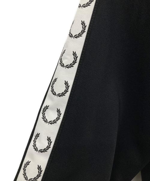 FRED PERRY（フレッドペリー）FRED PERRY (フレッドペリー) トラックジャケット ブラック サイズ:Mの古着・服飾アイテム