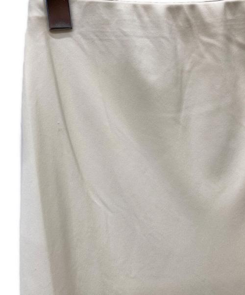 dium.（ディム）dium. (ディム) satin straight flare skirt アイボリー サイズ:SIZE 1の古着・服飾アイテム