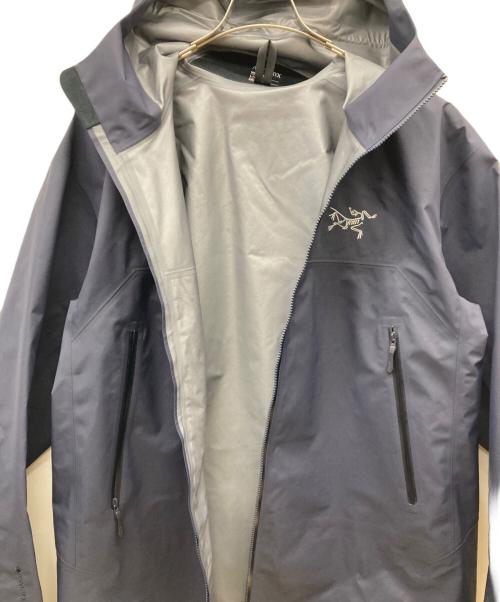 ARC'TERYX（アークテリクス）ARC'TERYX (アークテリクス) BETA JACKET M ネイビー サイズ:SIZE Lの古着・服飾アイテム