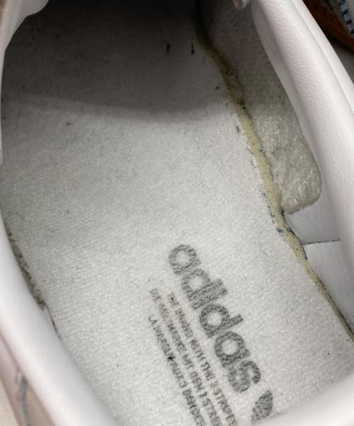 adidas（アディダス）adidas (アディダス) SAMBA OG ホワイト×シルバー サイズ:23の古着・服飾アイテム