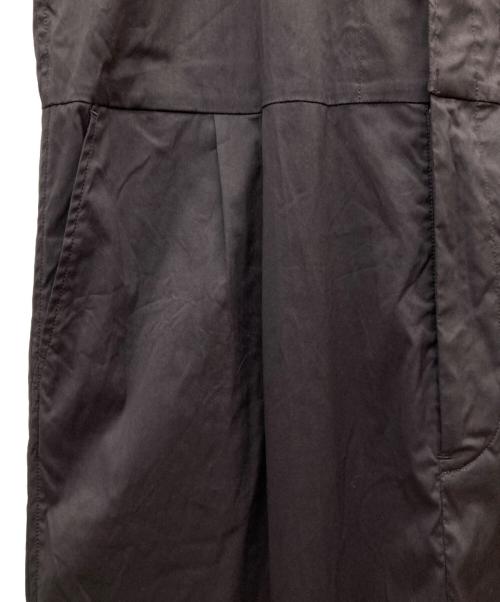 Con te（コンテ）Con te (コンテ) オープンカラーサロペット チャコールグレー サイズ:-の古着・服飾アイテム