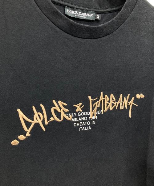 DOLCE & GABBANA（ドルチェ＆ガッバーナ）DOLCE & GABBANA (ドルチェ＆ガッバーナ) 刺繍ロゴTee ブラック サイズ:44の古着・服飾アイテム