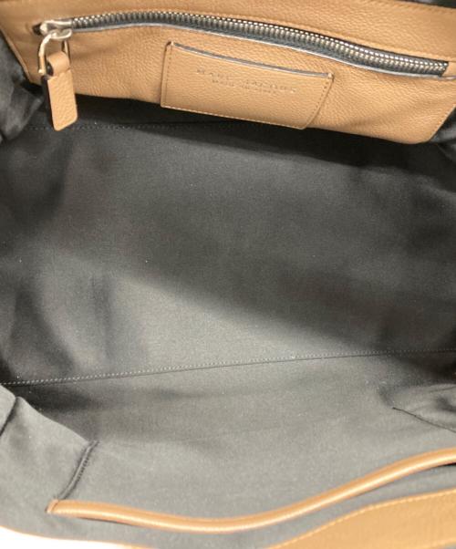 MARC JACOBS（マークジェイコブス）MARC JACOBS (マークジェイコブス) MEDIUM INCOGNITO ブラウン サイズ:-の古着・服飾アイテム