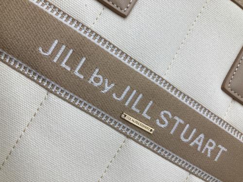 JILL BY JILLSTUART（ジル バイ ジルスチュアート）JILL BY JILLSTUART (ジル バイ ジルスチュアート) バンドオブトートバッグ ホワイト×ベージュ サイズ:-の古着・服飾アイテム