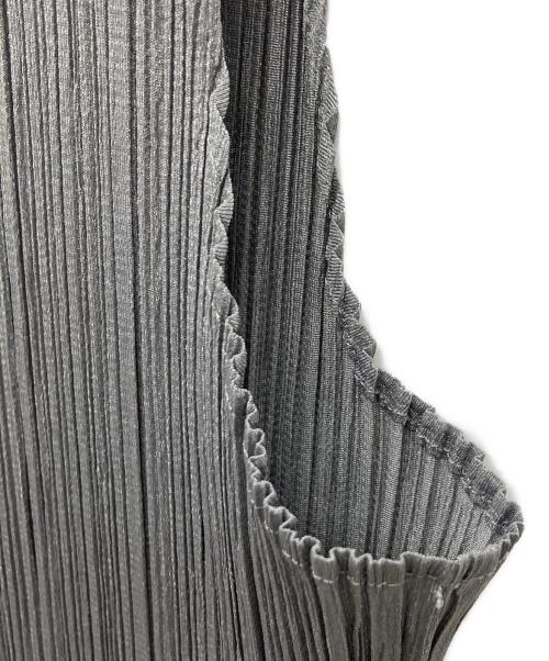 PLEATS PLEASE（プリーツプリーズ）PLEATS PLEASE (プリーツプリーズ) ノースリーブプリーツワンピース グレー サイズ:2の古着・服飾アイテム