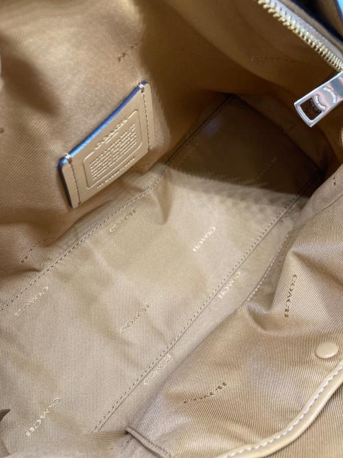 COACH（コーチ）COACH (コーチ) ハドリーホーボー カラーブロックトートバッグ ベージュ サイズ:-の古着・服飾アイテム