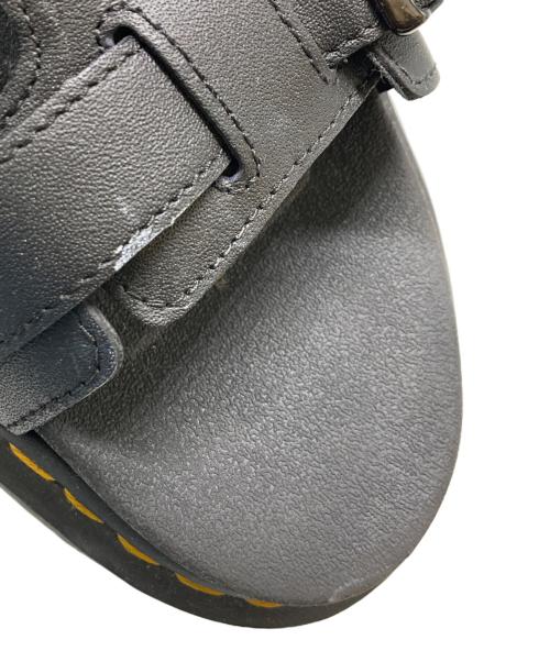 Dr.Martens（ドクターマーチン）Dr.Martens (ドクターマーチン) GIAVANNA グラディエーターサンダル ブラック サイズ:39の古着・服飾アイテム