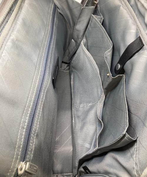 ZERO HALLIBURTON（ゼロ ハリバートン）ZERO HALLIBURTON (ゼロ ハリバートン) 2Way ビジネスバッグ グレーの古着・服飾アイテム