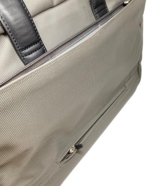ZERO HALLIBURTON（ゼロ ハリバートン）ZERO HALLIBURTON (ゼロ ハリバートン) 2Way ビジネスバッグ グレーの古着・服飾アイテム