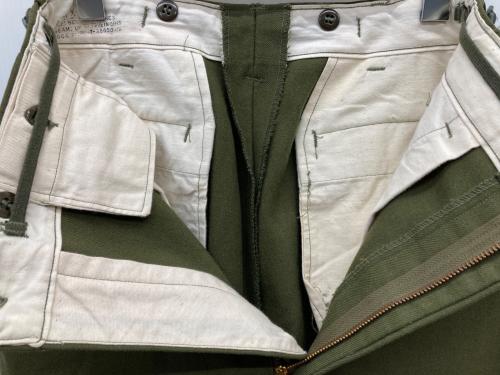 US ARMY（ユーエスアーミー）US ARMY (ユーエスアーミー) M-1951フィールドパンツ オリーブ サイズ:Ｓの古着・服飾アイテム