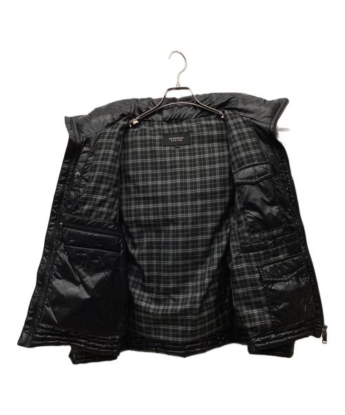 BURBERRY BLACK LABEL（バーバリーブラックレーベル）BURBERRY BLACK LABEL (バーバリーブラックレーベル) ホースロゴ刺繍 フーデッドダウンジャケット ブラック サイズ:Mの古着・服飾アイテム
