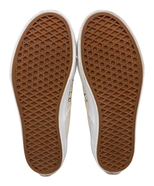 VANS（ヴァンズ）VANS (ヴァンズ) 江口寿史 HIBARIKUN SLIP ON ベージュ サイズ:27の古着・服飾アイテム