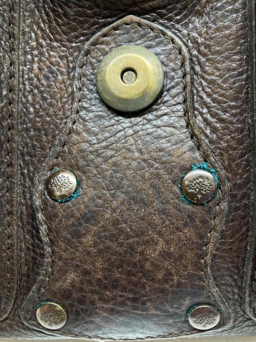 MULBERRY（マルベリー）MULBERRY (マルベリー) Belenheim Pocket Shoulder Bag ブラウン サイズ:-の古着・服飾アイテム
